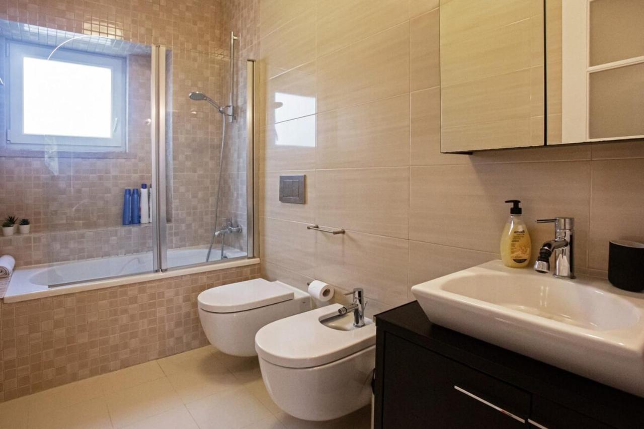 Cosy 1 Bedroom Apartment In Belem Lisabona Exterior foto